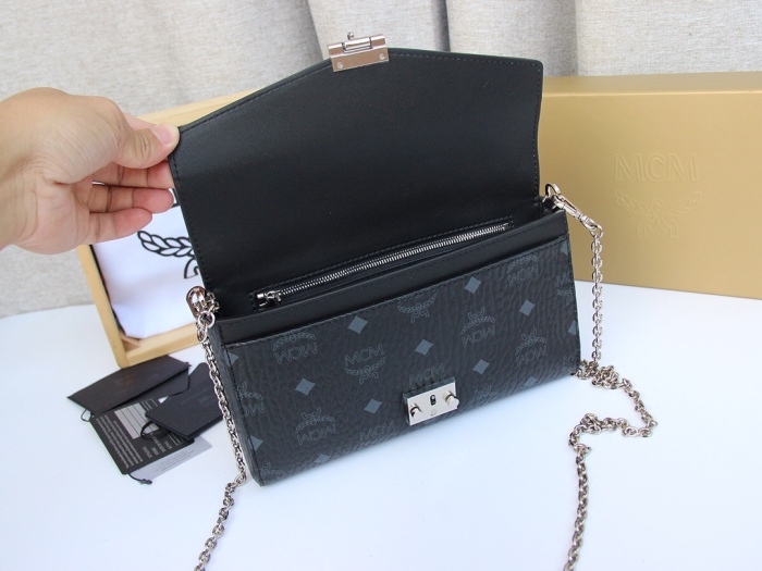 MCM Women Shoulder Bags 23.5*14*5cm