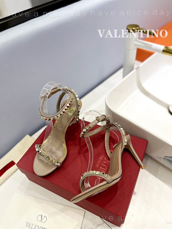 Valentino Rockstud Goatskin Pumps Size 35-41 4-Color