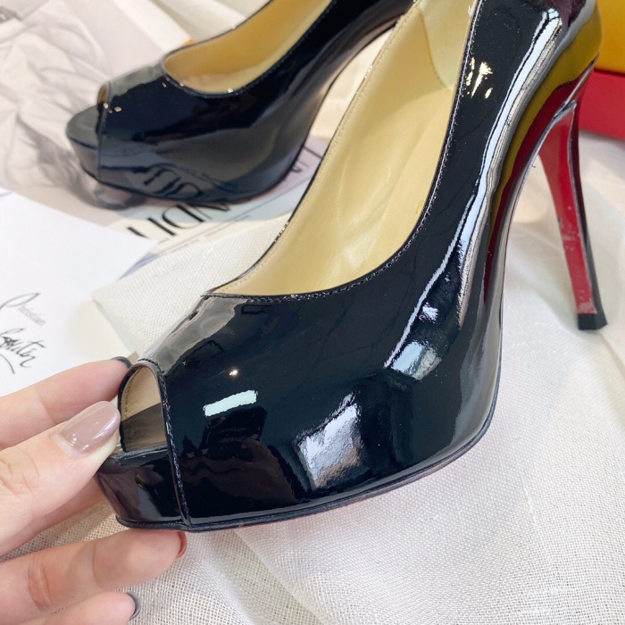 Christian Louboutin New Very Privé Pumps Size 35-41 3-Color