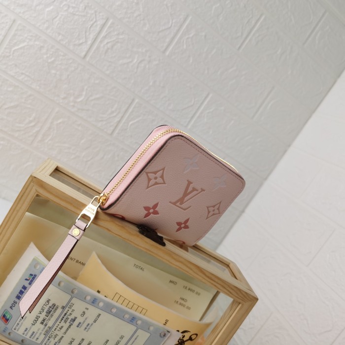 Louis Vuitton Wallet 11*8.5*2 cm