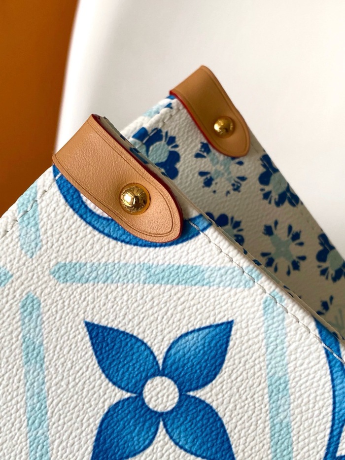 Louis Vuitton M11262 OnTheGo MM Shopping Bags Size 35*27*14cm