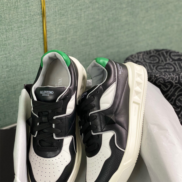 Valentino One Stud Low-Top Sneaker Size 36-45   10-Color