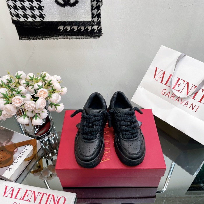 Valentino One Stud XL Sneaker Size 36-45   5-Color