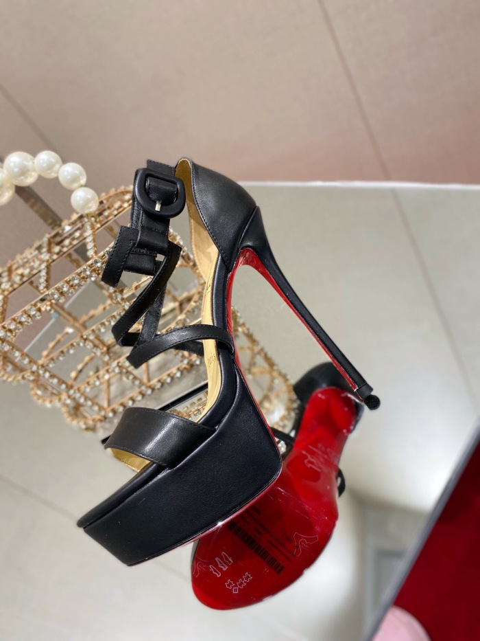 Christian Louboutin Choca Pumps Size 35-41 2-Color