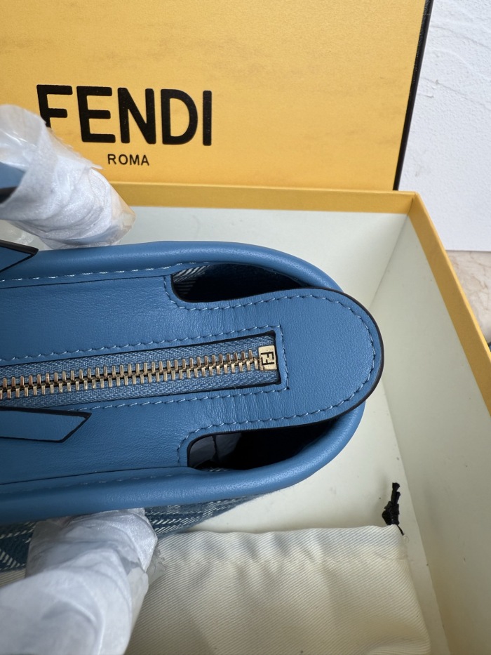 Fendi Shopping Bags Size 23*19.5*15cm