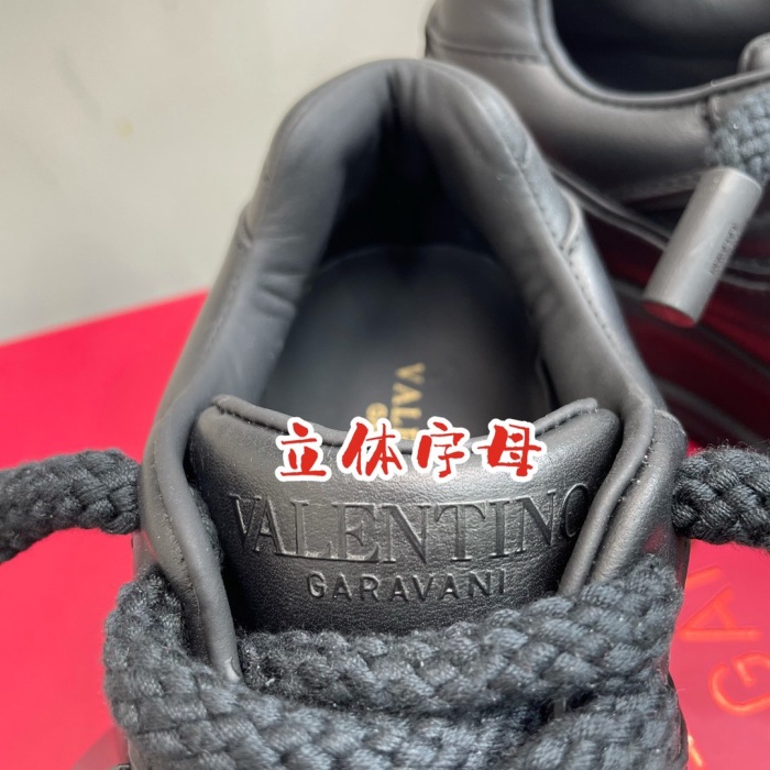 Valentino One Stud XL Sneaker Size 36-45   5-Color