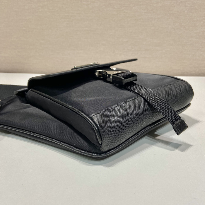Prada 2VH160 Re-Nylon and Saffiano Leather Shoulder Bags Size 20*16*2.5cm