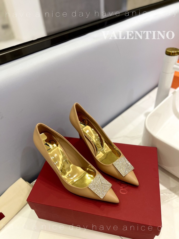 Valentino One Stud Patent Leather Pumps Size 35-41 3-Color