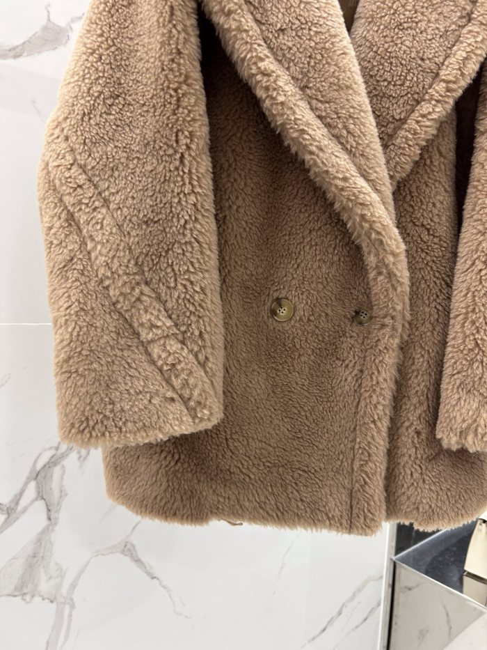 Max Mara Teddy fur Short coat Size XS-M