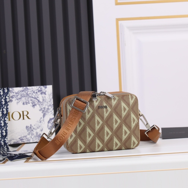 Dior 2022SS Oblique Men Shoulder Bags 17*12*6cm