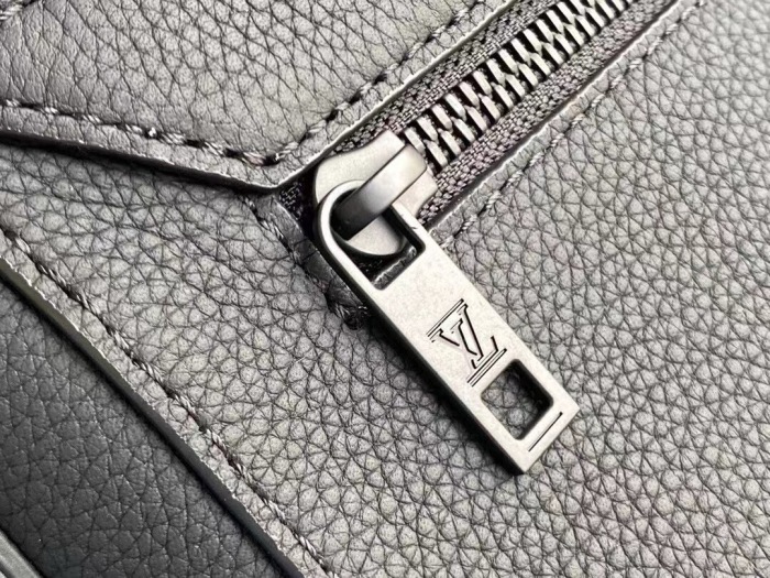 Louis Vuitton M57080 Aerogram Shoulder Bags Size 22*16.5*7cm