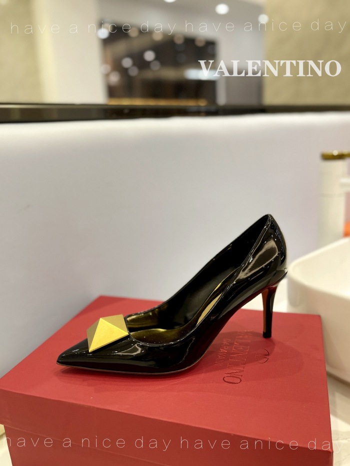 Valentino One Stud Patent Leather Pumps Size 35-41 4-Color