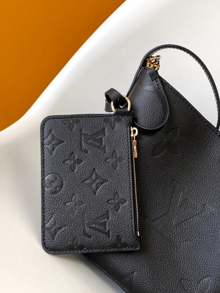 Louis Vuitton M13480 Women Shoulder Bags Size 16*18*12cm