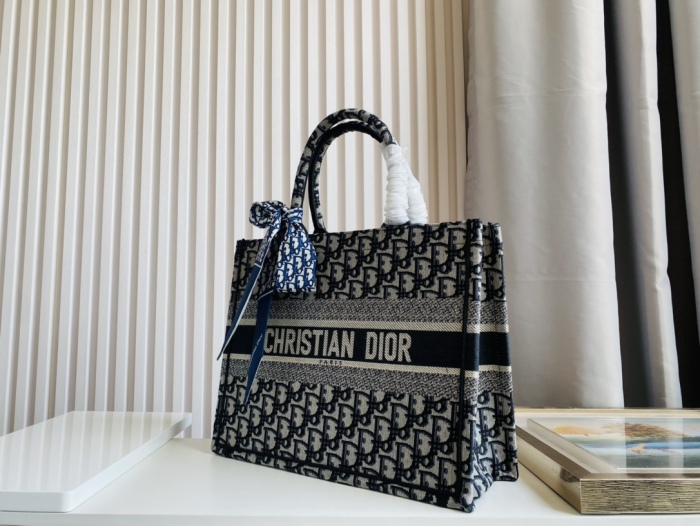 Dior Tote Women Handbags Bags 2-Size