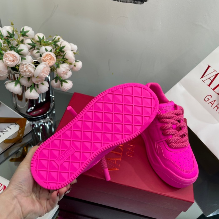 Valentino One Stud XL Sneaker Size 36-45   5-Color