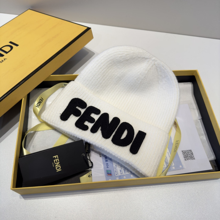Fendi Knitted Hat