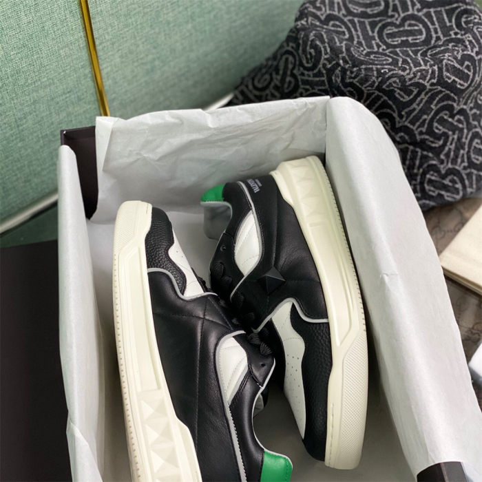 Valentino One Stud Low-Top Sneaker Size 36-45   10-Color