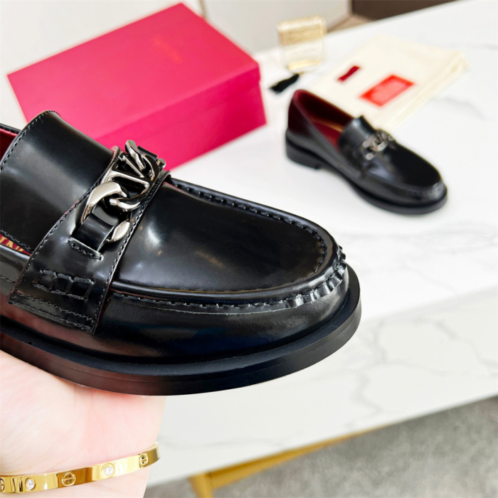 Valentino Volgo Chain Loafer Size 36-45   4-Color