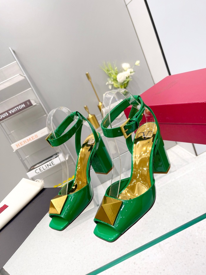 Valentino One Stud Calfskin Pumps Size 35-41 8-Color
