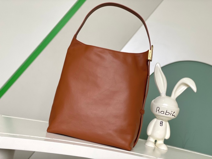 Louis Vuitton M24974 Low Key Hobo Bags Size 31*35*18cm