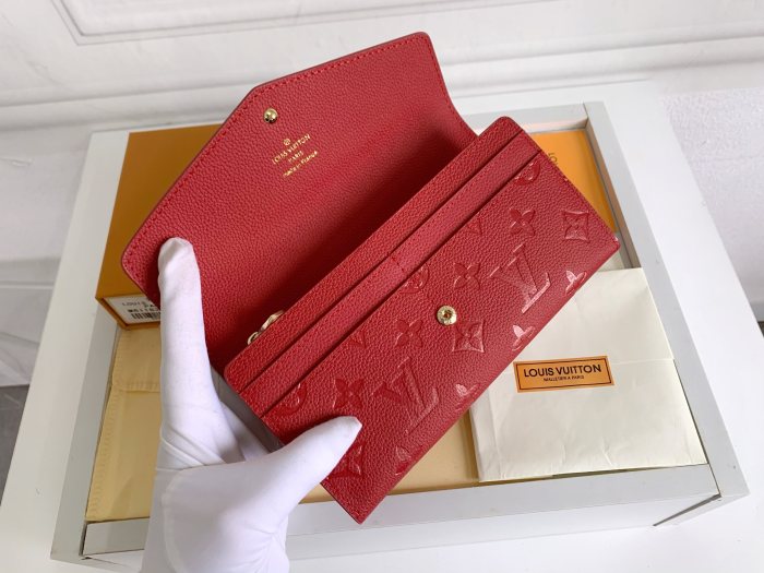 Louis Vuitton Wallet 19*10 cm
