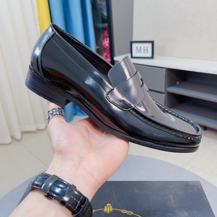 Prada Saffiano Leather Loafers Size 39-45   2-Color