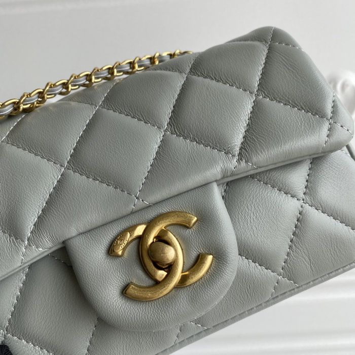 Chanel Chain Shoulder Bags Size 18cm 4-Color