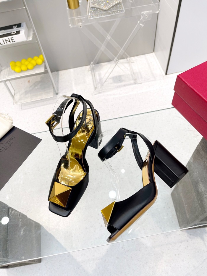 Valentino One Stud Calfskin Pumps Size 35-41 8-Color