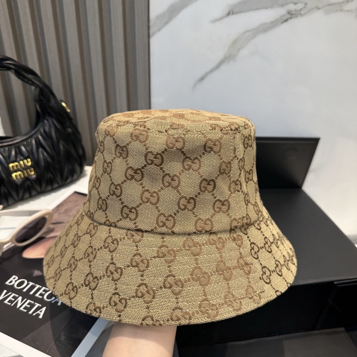 Dior Fisherman's Hat