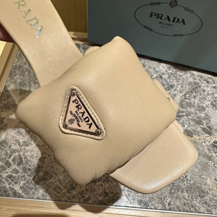 Prada Soft Padded Pumps  Size 35-41 7-Color