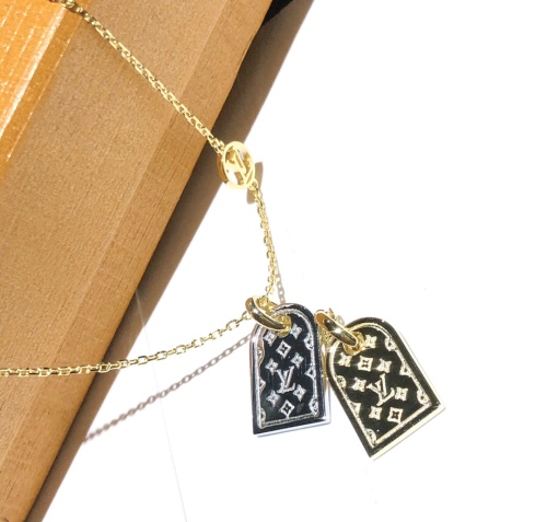 Louis Vuitton Necklace