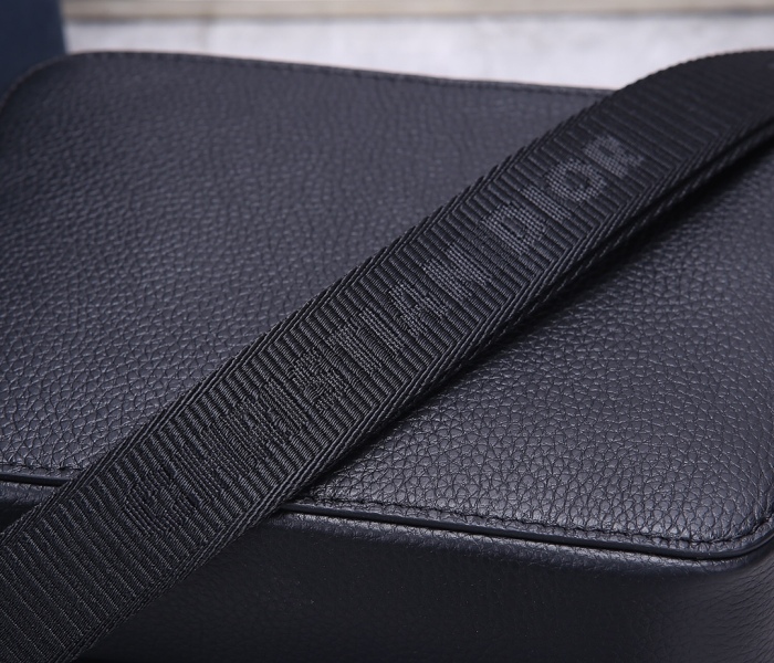 Dior Mens Shoulder Bags 17*12.5*6cm