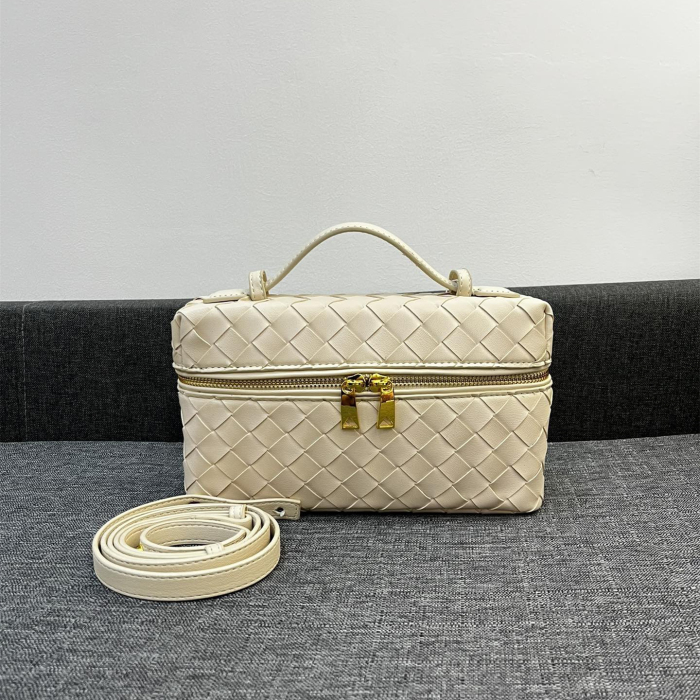 Bottega Veneta Vanity Case Shoulder Bags 24*13*6cm