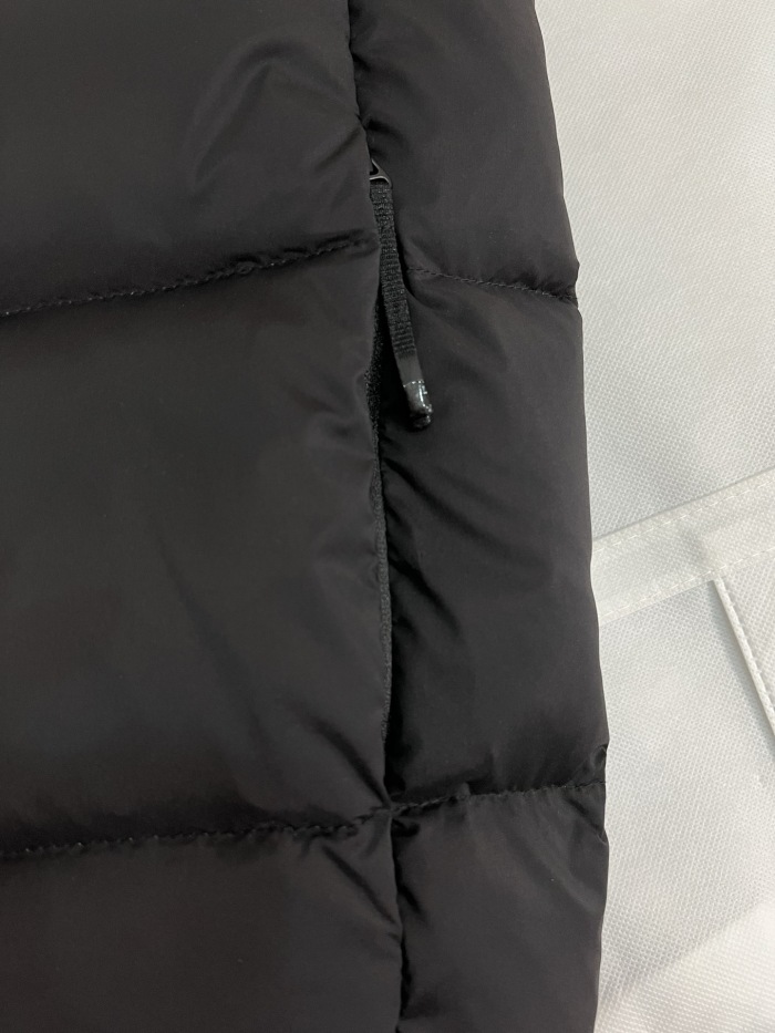 Moncler Guersac Men Winter Vest Size 1-5