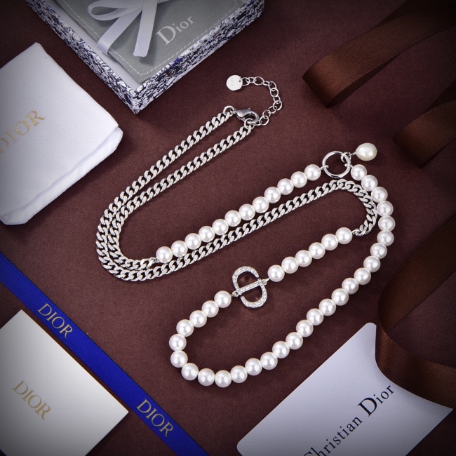 Dior Necklace