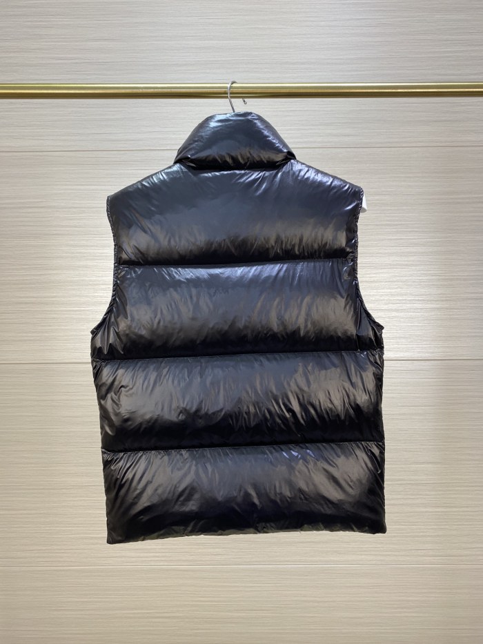Moncler Men Winter Vest Size 1-5