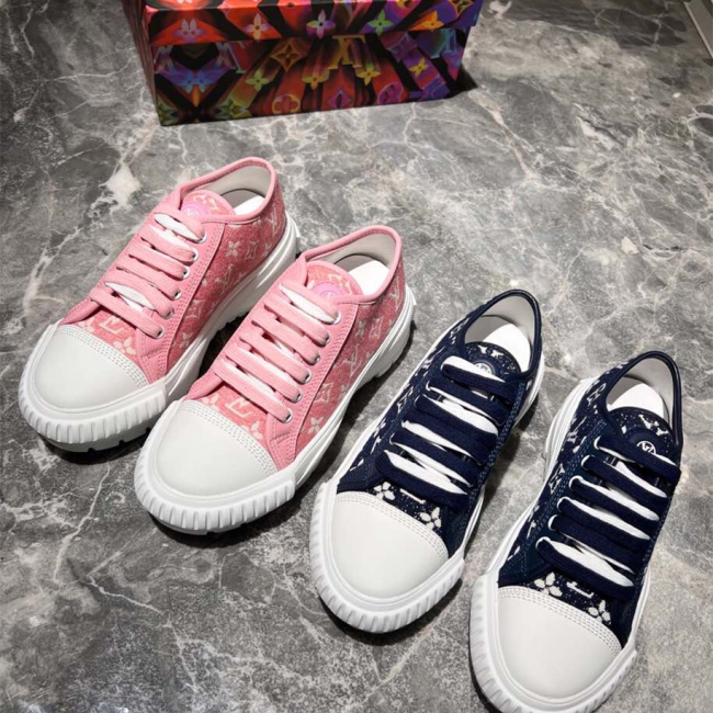Louis Vuitton Squad Low Top Sneaker Size 35-40 2-Color