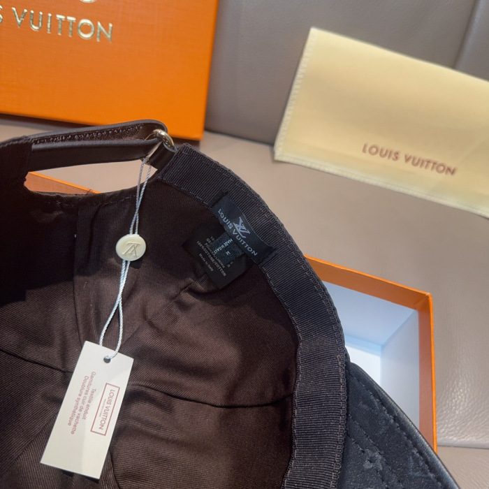 Louis Vuitton Baseball Cap 2-Color