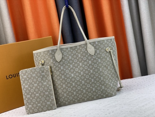 Louis Vuitton Shopping Bags 31*28*14cm
