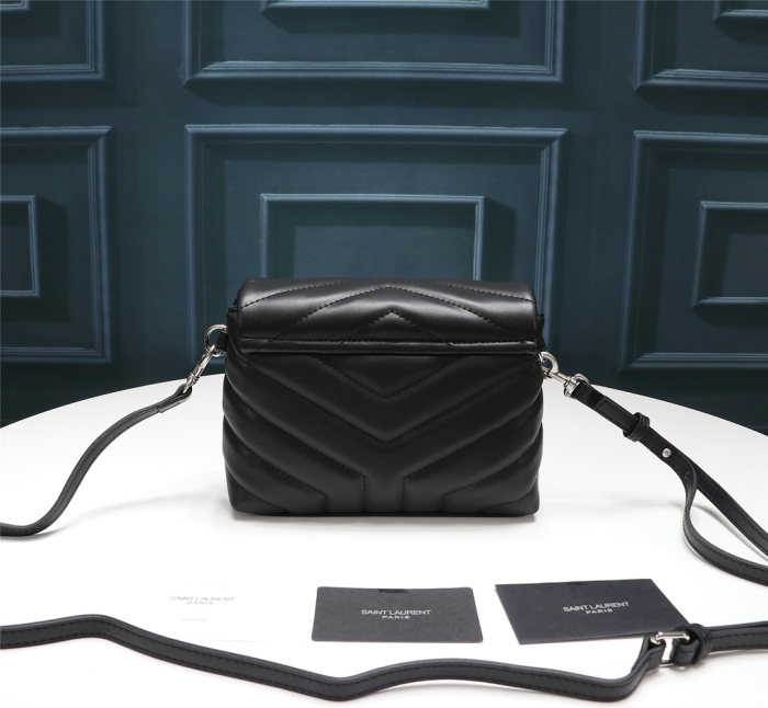 YSL Women Shoulder Bags Size 20cm