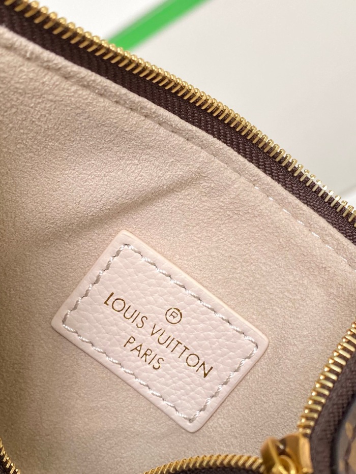 Louis Vuitton M25022 Low Key Hobo Bags Size 31*35*18cm