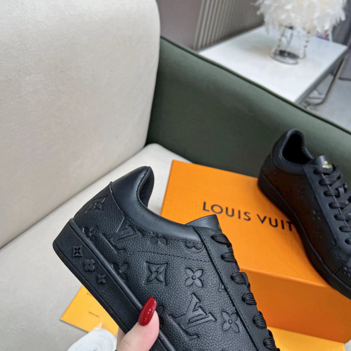 Louis Vuitton Luxembourg Sneaker Size 39-45 4-Color