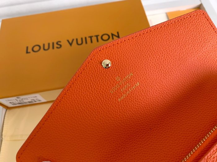 Louis Vuitton Wallet 19*10 cm