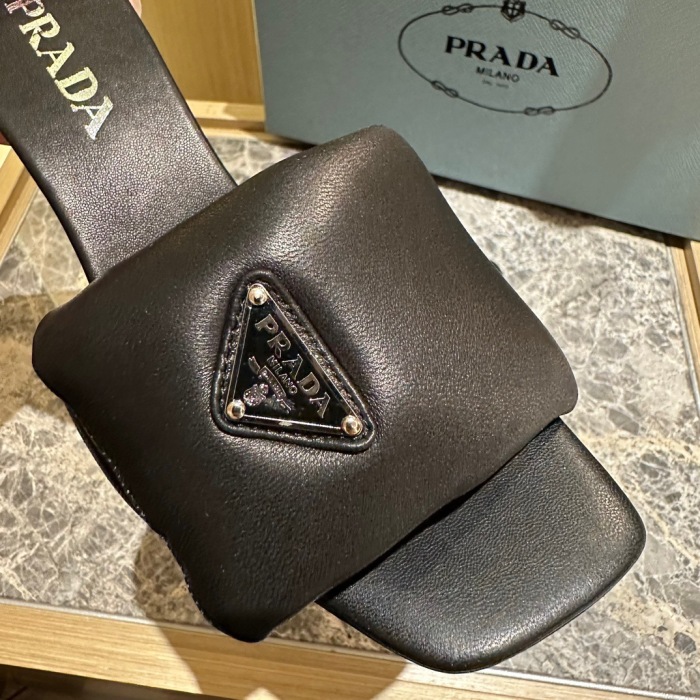 Prada Soft Padded Pumps  Size 35-41 7-Color