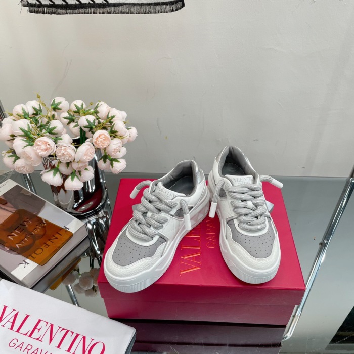 Valentino One Stud XL Sneaker Size 36-45   5-Color
