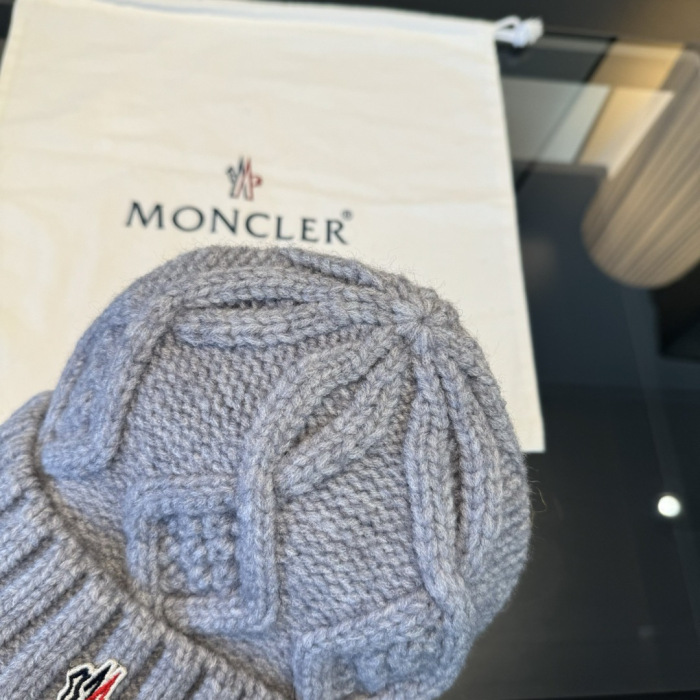 Moncler Knitted Hat