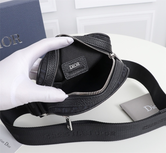 Dior Mens Shoulder Bags 18*14.5*6cm