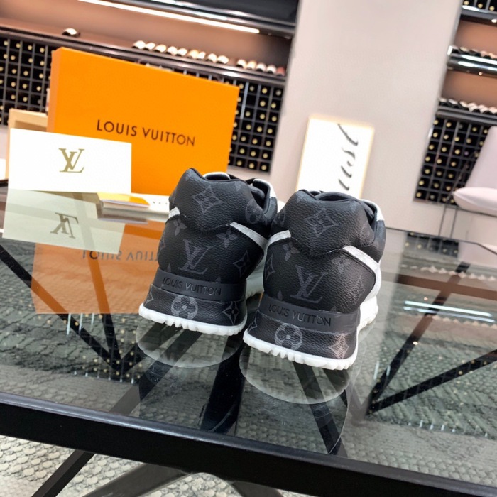 Louis Vuitton Run Away Sneaker For Men Size 39-46  2-Color