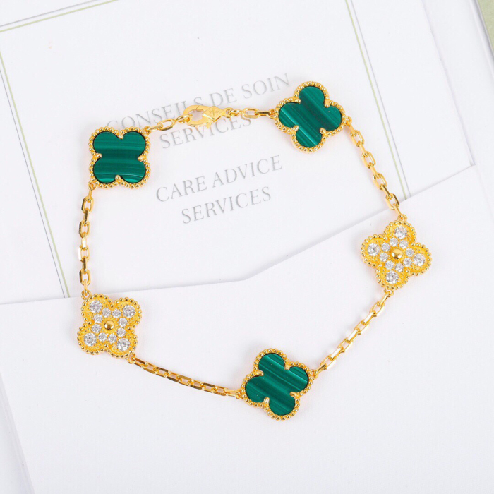 Van Cleef & Arpels Bracelet 4-Color