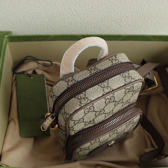 Gucci Neo Vintage BagS for Men Size 12*16*7cm